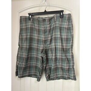 Izod Shorts Mens  Plaid Bermuda Size 36 Preppy Flat Front Casual 100% Cotton NWT